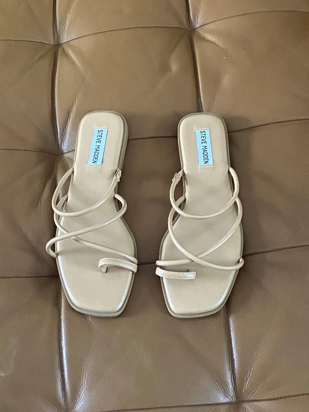 NWOT New Steve Madden strappy flat nude neutral slide slip on sandals size 8